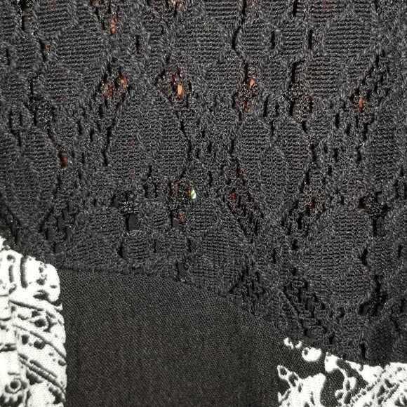 Black Print W/ Lace Umgee Dress - Picture 3 of 7